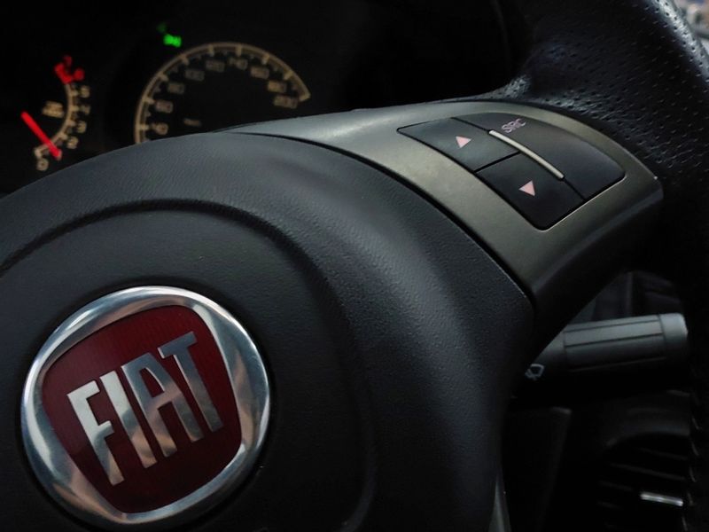 Fiat STRADA 1.4 MPI FREEDOM CD 8V FLEX 3P MANUAL 2019/2020 BETIOLO NOVOS E SEMINOVOS LAJEADO / Carros no Vale