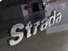 Fiat STRADA 1.4 MPI FREEDOM CD 8V FLEX 3P MANUAL 2019/2020 BETIOLO NOVOS E SEMINOVOS LAJEADO / Carros no Vale