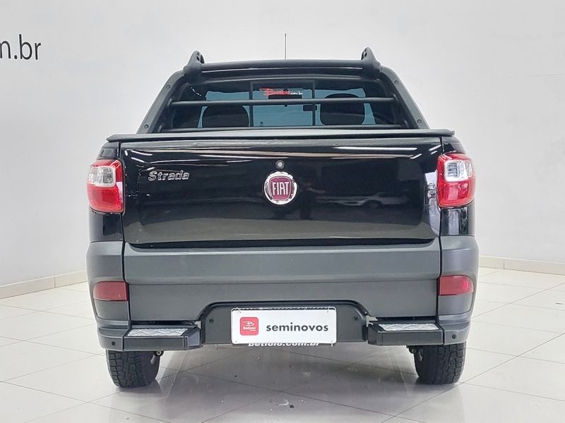 Fiat STRADA 1.4 MPI FREEDOM CD 8V FLEX 3P MANUAL 2019/2020 BETIOLO NOVOS E SEMINOVOS LAJEADO / Carros no Vale