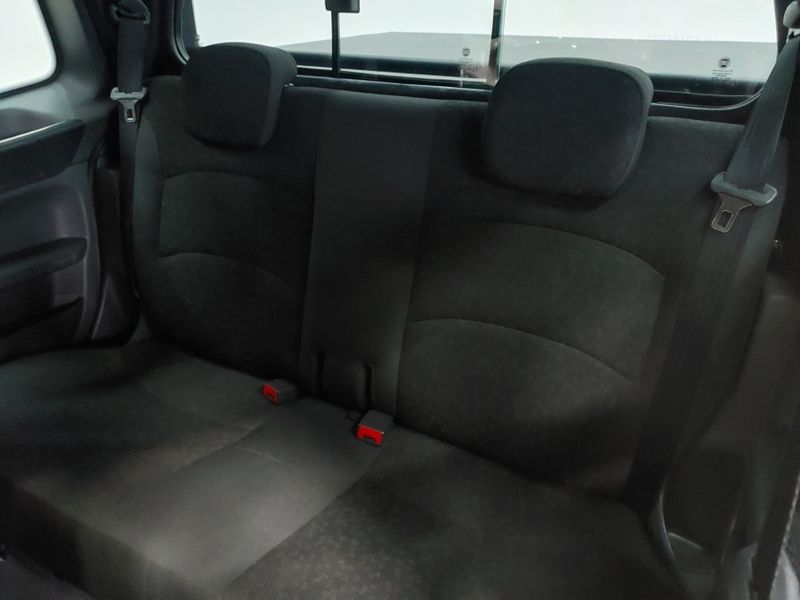 Fiat STRADA 1.4 MPI FREEDOM CD 8V FLEX 3P MANUAL 2019/2020 BETIOLO NOVOS E SEMINOVOS LAJEADO / Carros no Vale