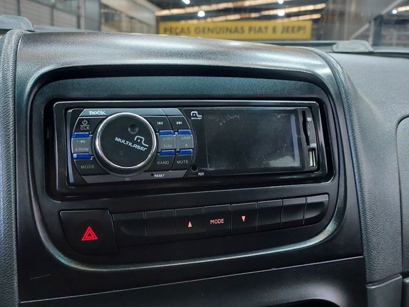 Fiat STRADA 1.4 MPI WORKING CD 8V FLEX 3P MANUAL 2014/2015 BETIOLO NOVOS E SEMINOVOS LAJEADO / Carros no Vale