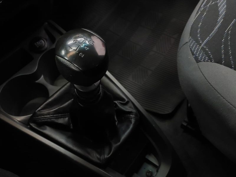 Fiat STRADA 1.4 MPI WORKING CD 8V FLEX 3P MANUAL 2014/2015 BETIOLO NOVOS E SEMINOVOS LAJEADO / Carros no Vale