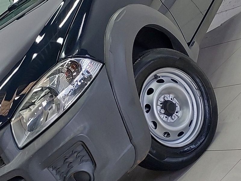 Fiat STRADA 1.4 MPI WORKING CD 8V FLEX 3P MANUAL 2014/2015 BETIOLO NOVOS E SEMINOVOS LAJEADO / Carros no Vale