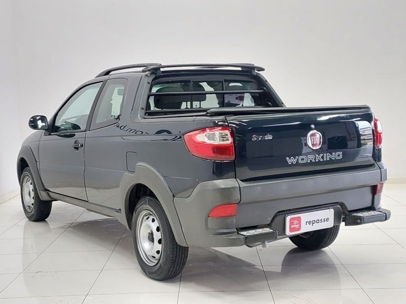 Fiat STRADA 1.4 MPI WORKING CD 8V FLEX 3P MANUAL 2014/2015 BETIOLO NOVOS E SEMINOVOS LAJEADO / Carros no Vale