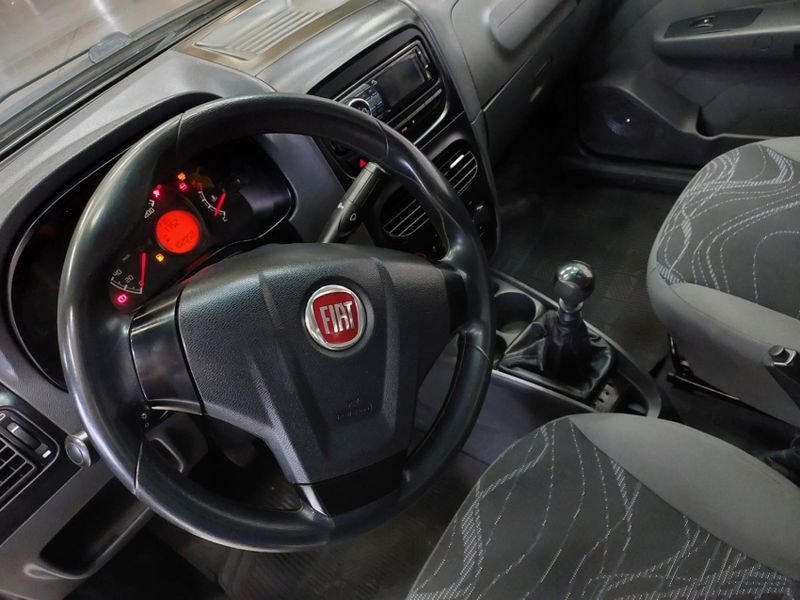 Fiat STRADA 1.4 MPI WORKING CD 8V FLEX 3P MANUAL 2014/2015 BETIOLO NOVOS E SEMINOVOS LAJEADO / Carros no Vale