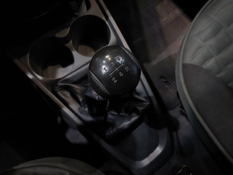 Fiat STRADA 1.8 MPI ADVENTURE CD 16V FLEX 2P MANUAL 2014/2014 BETIOLO NOVOS E SEMINOVOS LAJEADO / Carros no Vale