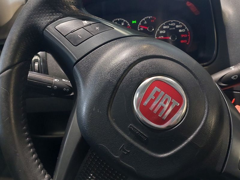 Fiat STRADA 1.8 MPI ADVENTURE CD 16V FLEX 2P MANUAL 2014/2014 BETIOLO NOVOS E SEMINOVOS LAJEADO / Carros no Vale