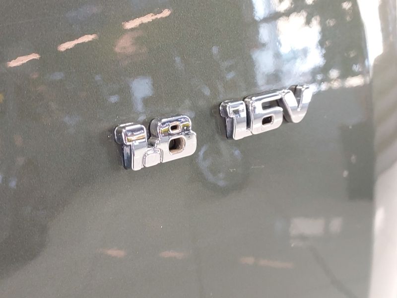 Fiat STRADA 1.8 MPI ADVENTURE CD 16V FLEX 2P MANUAL 2014/2014 BETIOLO NOVOS E SEMINOVOS LAJEADO / Carros no Vale