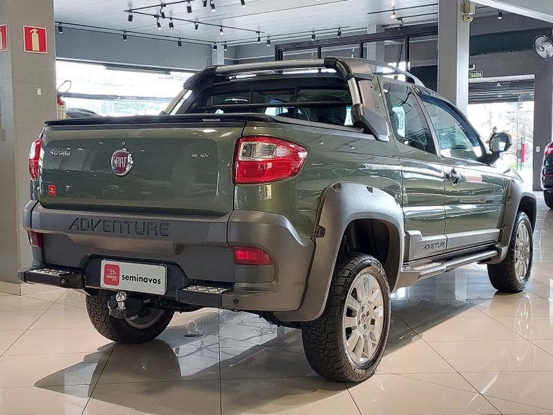 Fiat STRADA 1.8 MPI ADVENTURE CD 16V FLEX 2P MANUAL 2014/2014 BETIOLO NOVOS E SEMINOVOS LAJEADO / Carros no Vale