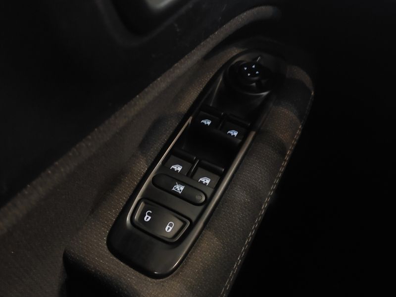 Fiat TORO 1.3 TURBO 270 FLEX FREEDOM AT6 2021/2022 BETIOLO NOVOS E SEMINOVOS LAJEADO / Carros no Vale Fiat TORO 1.3 TURBO 270 FLEX FREEDOM AT6 2021/2022 BETIOLO NOVOS E SEMINOVOS LAJEADO / Carros no Vale