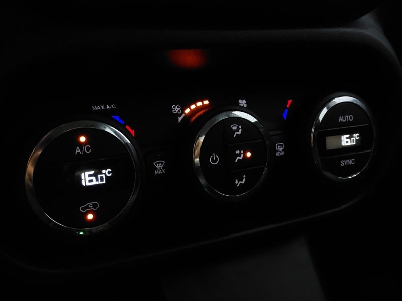 Fiat TORO 1.8 16V EVO FLEX FREEDOM AT6 2018/2019 BETIOLO NOVOS E SEMINOVOS LAJEADO / Carros no Vale