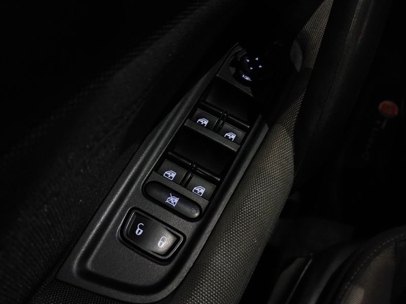 Fiat TORO 1.8 16V EVO FLEX FREEDOM AT6 2017/2018 BETIOLO NOVOS E SEMINOVOS LAJEADO / Carros no Vale