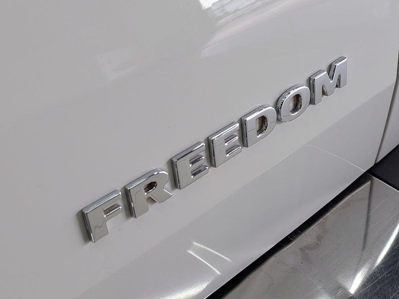 Fiat TORO 1.8 16V EVO FLEX FREEDOM AT6 2018/2019 BETIOLO NOVOS E SEMINOVOS LAJEADO / Carros no Vale