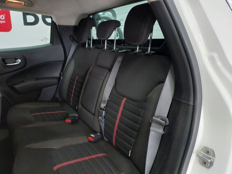 Fiat TORO 1.8 16V EVO FLEX FREEDOM AT6 2018/2019 BETIOLO NOVOS E SEMINOVOS LAJEADO / Carros no Vale