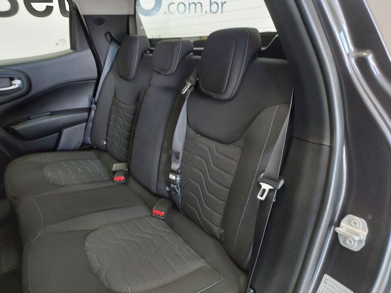 Fiat TORO 2.0 16V TURBO DIESEL FREEDOM 4WD AT9 2022/2023 BETIOLO NOVOS E SEMINOVOS LAJEADO / Carros no Vale Fiat TORO 2.0 16V TURBO DIESEL FREEDOM 4WD AT9 2022/2023 BETIOLO NOVOS E SEMINOVOS LAJEADO / Carros no Vale