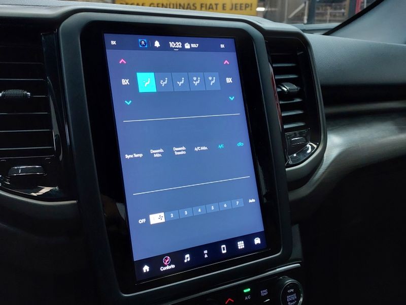 Fiat TORO 2.0 16V TURBO DIESEL RANCH 4WD AT9 2021/2022 BETIOLO NOVOS E SEMINOVOS LAJEADO / Carros no Vale