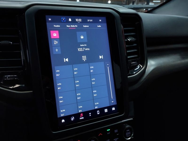 Fiat TORO 2.0 16V TURBO DIESEL RANCH 4WD AT9 2021/2022 BETIOLO NOVOS E SEMINOVOS LAJEADO / Carros no Vale