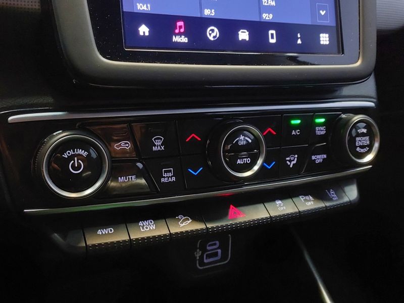 Fiat TORO 2.0 16V TURBO DIESEL VOLCANO 4WD AT9 2023/2024 BETIOLO NOVOS E SEMINOVOS LAJEADO / Carros no Vale