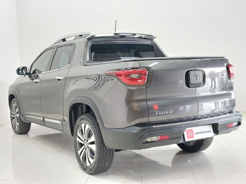 Fiat TORO 2.0 16V TURBO DIESEL VOLCANO 4WD AT9 2024/2025 BETIOLO NOVOS E SEMINOVOS LAJEADO / Carros no Vale Fiat TORO 2.0 16V TURBO DIESEL VOLCANO 4WD AT9 2024/2025 BETIOLO NOVOS E SEMINOVOS LAJEADO / Carros no Vale