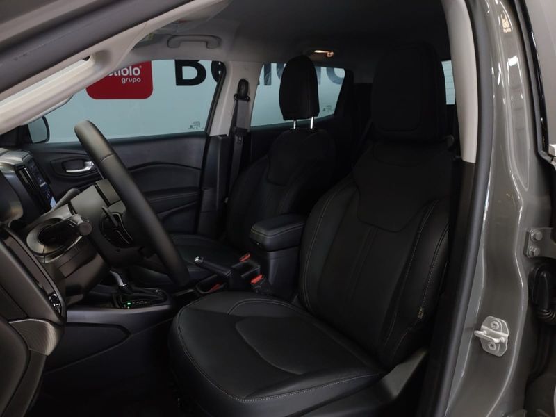 Fiat TORO 2.0 16V TURBO DIESEL VOLCANO 4WD AT9 2024/2024 BETIOLO NOVOS E SEMINOVOS LAJEADO / Carros no Vale Fiat TORO 2.0 16V TURBO DIESEL VOLCANO 4WD AT9 2024/2024 BETIOLO NOVOS E SEMINOVOS LAJEADO / Carros no Vale