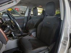 Fiat TORO 2.0 16V TURBO DIESEL VOLCANO 4WD AT9 2017/2018 BETIOLO NOVOS E SEMINOVOS LAJEADO / Carros no Vale