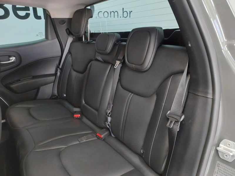 Fiat TORO 2.0 16V TURBO DIESEL VOLCANO 4WD AT9 2024/2024 BETIOLO NOVOS E SEMINOVOS LAJEADO / Carros no Vale Fiat TORO 2.0 16V TURBO DIESEL VOLCANO 4WD AT9 2024/2024 BETIOLO NOVOS E SEMINOVOS LAJEADO / Carros no Vale