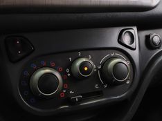 Fiat UNO 1.0 EVO WAY 8V FLEX 4P MANUAL 2013/2014 BETIOLO NOVOS E SEMINOVOS LAJEADO / Carros no Vale