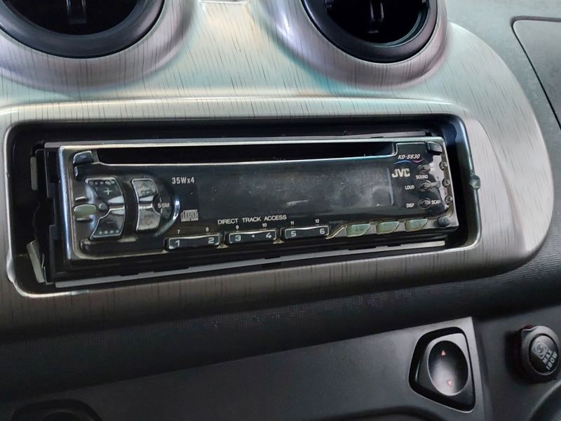 Fiat UNO 1.0 EVO WAY 8V FLEX 4P MANUAL 2013/2014 BETIOLO NOVOS E SEMINOVOS LAJEADO / Carros no Vale Fiat UNO 1.0 EVO WAY 8V FLEX 4P MANUAL 2013/2014 BETIOLO NOVOS E SEMINOVOS LAJEADO / Carros no Vale