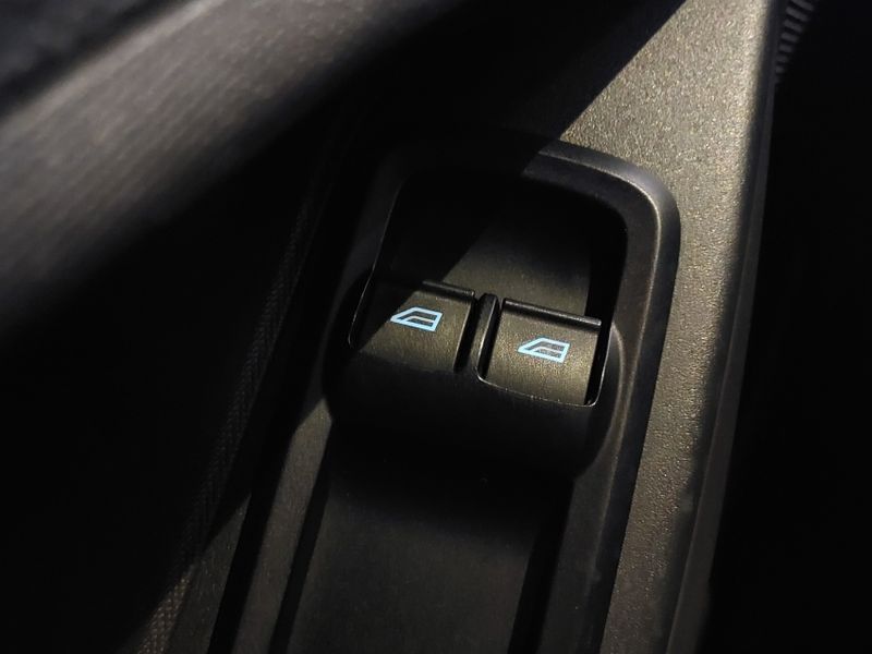 Ford KA 1.0 TI-VCT FLEX SE MANUAL 2019/2020 BETIOLO NOVOS E SEMINOVOS LAJEADO / Carros no Vale