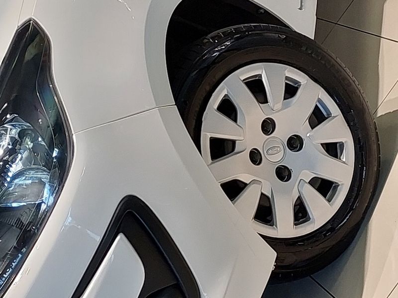 Ford KA 1.0 TI-VCT FLEX SE MANUAL 2019/2020 BETIOLO NOVOS E SEMINOVOS LAJEADO / Carros no Vale