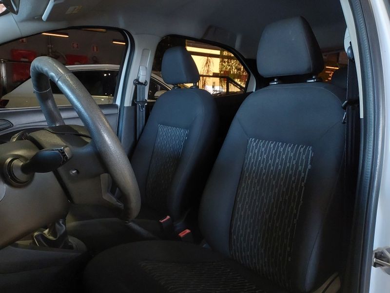 Ford KA 1.0 TI-VCT FLEX SE MANUAL 2019/2020 BETIOLO NOVOS E SEMINOVOS LAJEADO / Carros no Vale
