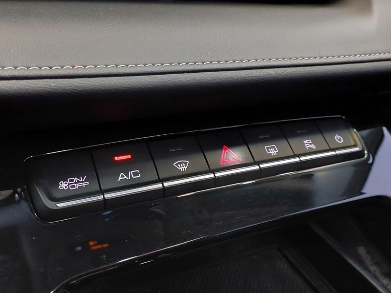 GWM HAVAL H6 1.5 PHEV AWD E-TRACTION 2023/2024 BETIOLO NOVOS E SEMINOVOS LAJEADO / Carros no Vale GWM HAVAL H6 1.5 PHEV AWD E-TRACTION 2023/2024 BETIOLO NOVOS E SEMINOVOS LAJEADO / Carros no Vale