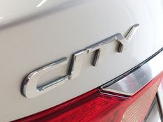 Honda CITY 1.5 EXL 16V FLEX 4P AUTOMÁTICO 2016/2016 BETIOLO NOVOS E SEMINOVOS LAJEADO / Carros no Vale