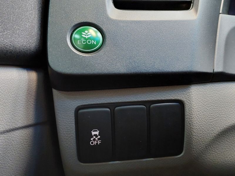 Honda CIVIC 2.0 LXR 16V FLEX 4P AUTOMÁTICO 2016/2016 BETIOLO NOVOS E SEMINOVOS LAJEADO / Carros no Vale Honda CIVIC 2.0 LXR 16V FLEX 4P AUTOMÁTICO 2016/2016 BETIOLO NOVOS E SEMINOVOS LAJEADO / Carros no Vale