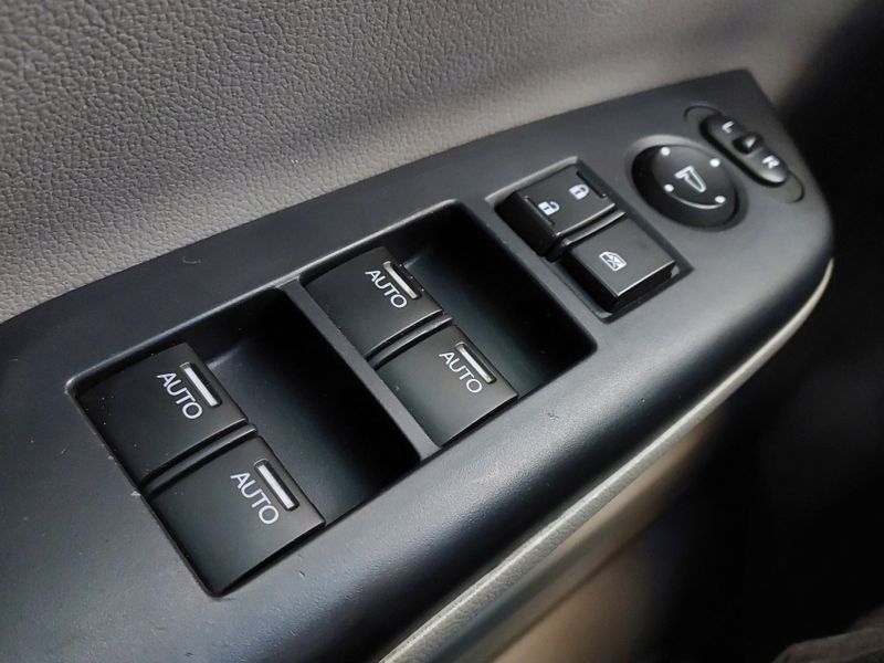 Honda CIVIC 2.0 LXR 16V FLEX 4P AUTOMÁTICO 2016/2016 BETIOLO NOVOS E SEMINOVOS LAJEADO / Carros no Vale Honda CIVIC 2.0 LXR 16V FLEX 4P AUTOMÁTICO 2016/2016 BETIOLO NOVOS E SEMINOVOS LAJEADO / Carros no Vale