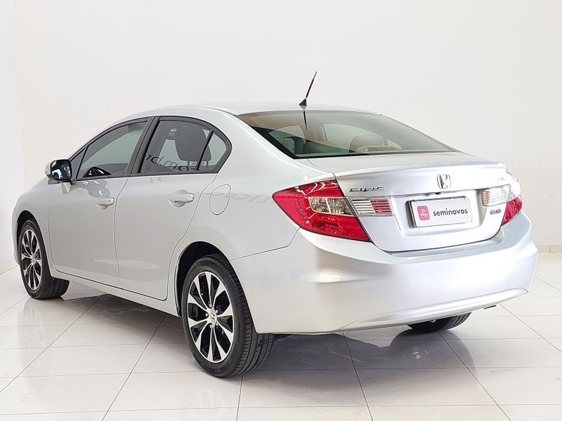 Honda CIVIC 2.0 LXR 16V FLEX 4P AUTOMÁTICO 2016/2016 BETIOLO NOVOS E SEMINOVOS LAJEADO / Carros no Vale Honda CIVIC 2.0 LXR 16V FLEX 4P AUTOMÁTICO 2016/2016 BETIOLO NOVOS E SEMINOVOS LAJEADO / Carros no Vale