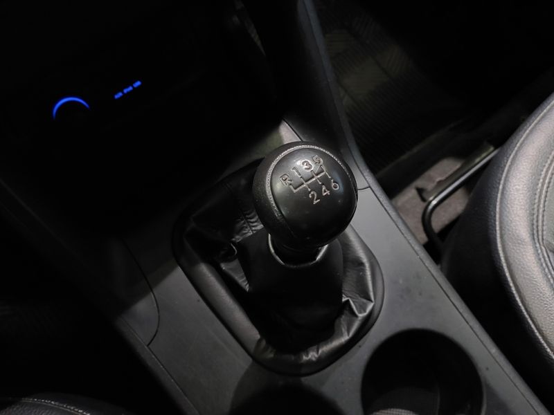 Hyundai IX35 2.0 MPI 4X2 16V FLEX 4P MANUAL 2011/2012 BETIOLO NOVOS E SEMINOVOS LAJEADO / Carros no Vale