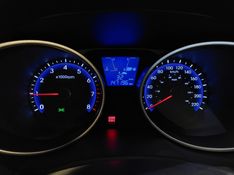 Hyundai IX35 2.0 MPI 4X2 16V FLEX 4P MANUAL 2011/2012 BETIOLO NOVOS E SEMINOVOS LAJEADO / Carros no Vale