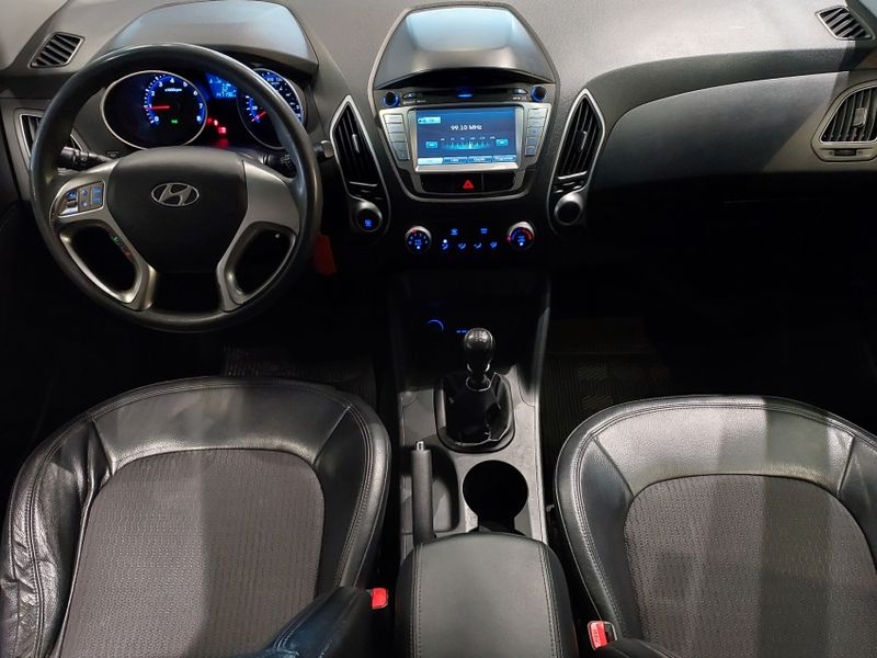 Hyundai IX35 2.0 MPI 4X2 16V FLEX 4P MANUAL 2011/2012 BETIOLO NOVOS E SEMINOVOS LAJEADO / Carros no Vale
