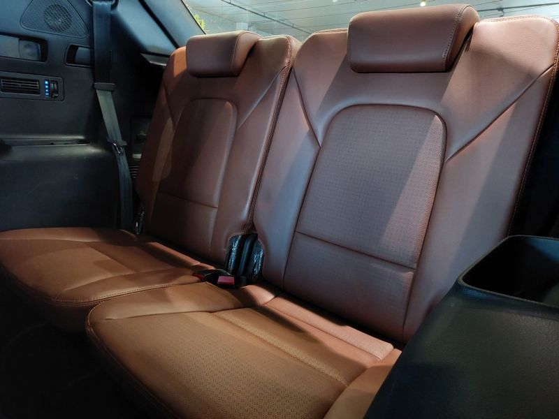 Hyundai SANTA FÉ 3.3 MPFI 4X4 7 LUGARES V6 270CV GASOLINA 4P AUTOMÁTICO 2013/2014 BETIOLO NOVOS E SEMINOVOS LAJEADO / Carros no Vale