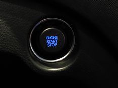 Hyundai SANTA FÉ 3.3 MPFI 4X4 7 LUGARES V6 270CV GASOLINA 4P AUTOMÁTICO 2013/2014 BETIOLO NOVOS E SEMINOVOS LAJEADO / Carros no Vale