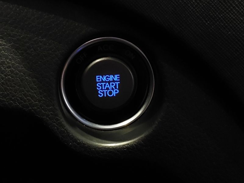 Hyundai SANTA FÉ 3.3 MPFI 4X4 7 LUGARES V6 270CV GASOLINA 4P AUTOMÁTICO 2013/2014 BETIOLO NOVOS E SEMINOVOS LAJEADO / Carros no Vale