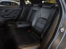 Jaguar F-PACE 2.0 16V INGENIUM R-SPORT AWD 4P AUTOMÁTICO 2018/2018 BETIOLO NOVOS E SEMINOVOS LAJEADO / Carros no Vale