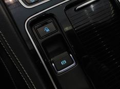 Jaguar F-PACE 2.0 16V INGENIUM R-SPORT AWD 4P AUTOMÁTICO 2018/2018 BETIOLO NOVOS E SEMINOVOS LAJEADO / Carros no Vale