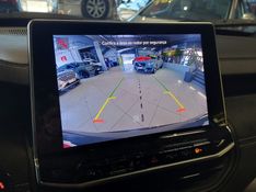 JEEP COMMANDER 2.0 HURRICANE 4 TURBO GASOLINA BLACKHAWK AT9 2024/2025 BETIOLO NOVOS E SEMINOVOS LAJEADO / Carros no Vale