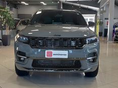 JEEP COMMANDER 2.0 HURRICANE 4 TURBO GASOLINA BLACKHAWK AT9 2024/2025 BETIOLO NOVOS E SEMINOVOS LAJEADO / Carros no Vale