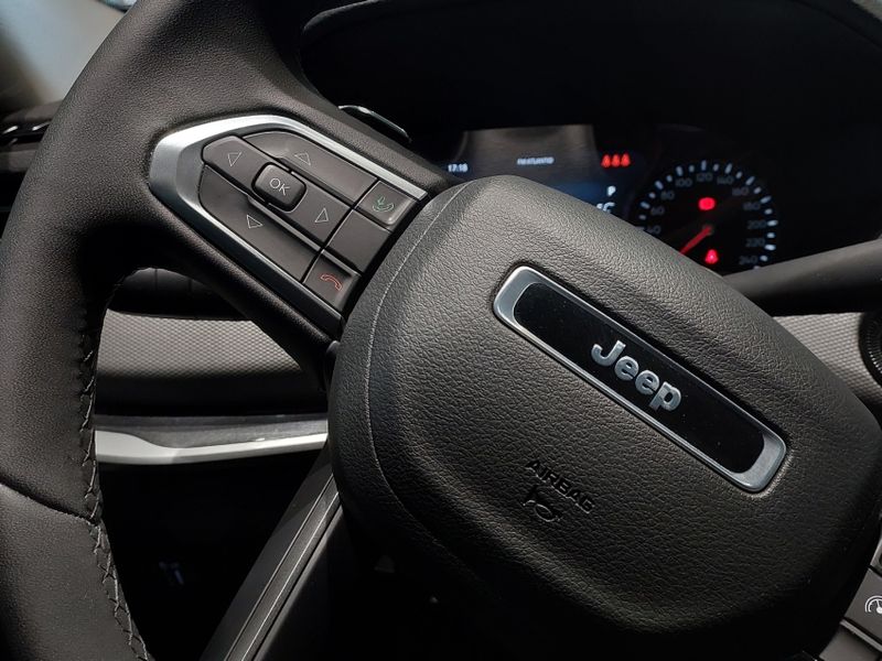 JEEP COMPASS 1.3 T270 TURBO FLEX LONGITUDE AT6 2023/2023 BETIOLO NOVOS E SEMINOVOS LAJEADO / Carros no Vale JEEP COMPASS 1.3 T270 TURBO FLEX LONGITUDE AT6 2023/2023 BETIOLO NOVOS E SEMINOVOS LAJEADO / Carros no Vale