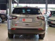 JEEP COMPASS 1.3 T270 TURBO FLEX LONGITUDE AT6 2023/2023 BETIOLO NOVOS E SEMINOVOS LAJEADO / Carros no Vale