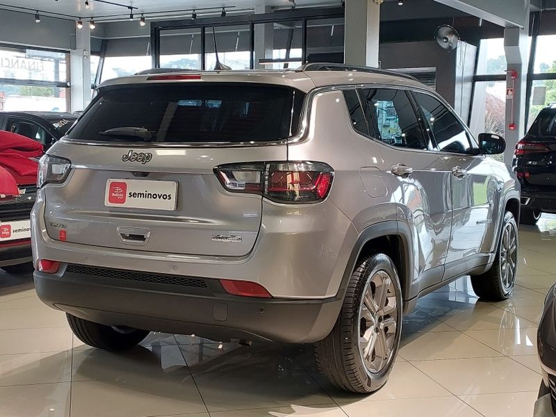 JEEP COMPASS 1.3 T270 TURBO FLEX LONGITUDE AT6 2023/2023 BETIOLO NOVOS E SEMINOVOS LAJEADO / Carros no Vale JEEP COMPASS 1.3 T270 TURBO FLEX LONGITUDE AT6 2023/2023 BETIOLO NOVOS E SEMINOVOS LAJEADO / Carros no Vale