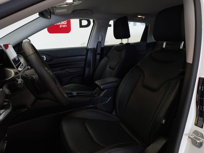 JEEP COMPASS 1.3 T270 TURBO FLEX LONGITUDE AT6 2023/2024 BETIOLO NOVOS E SEMINOVOS LAJEADO / Carros no Vale